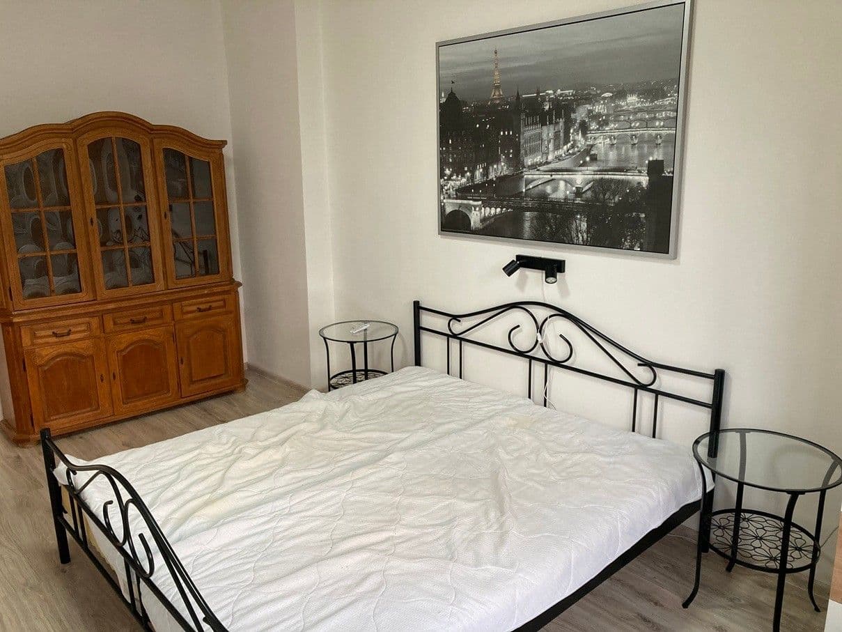 Prenájom bytu 2-izbový 51 m², 28. října, Louny, Ústecký kraj Prenájom bytu 2-izbový 51 m², 28. října, Louny, Ústecký kraj