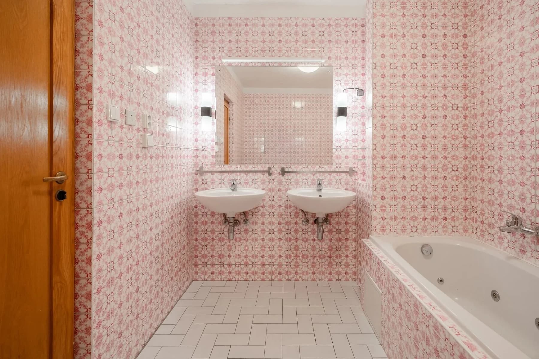 Predaj domu 221 m², pozemek 254 m², Pod Beránkou, Praha, Praha Predaj domu 221 m², pozemek 254 m², Pod Beránkou, Praha, Praha