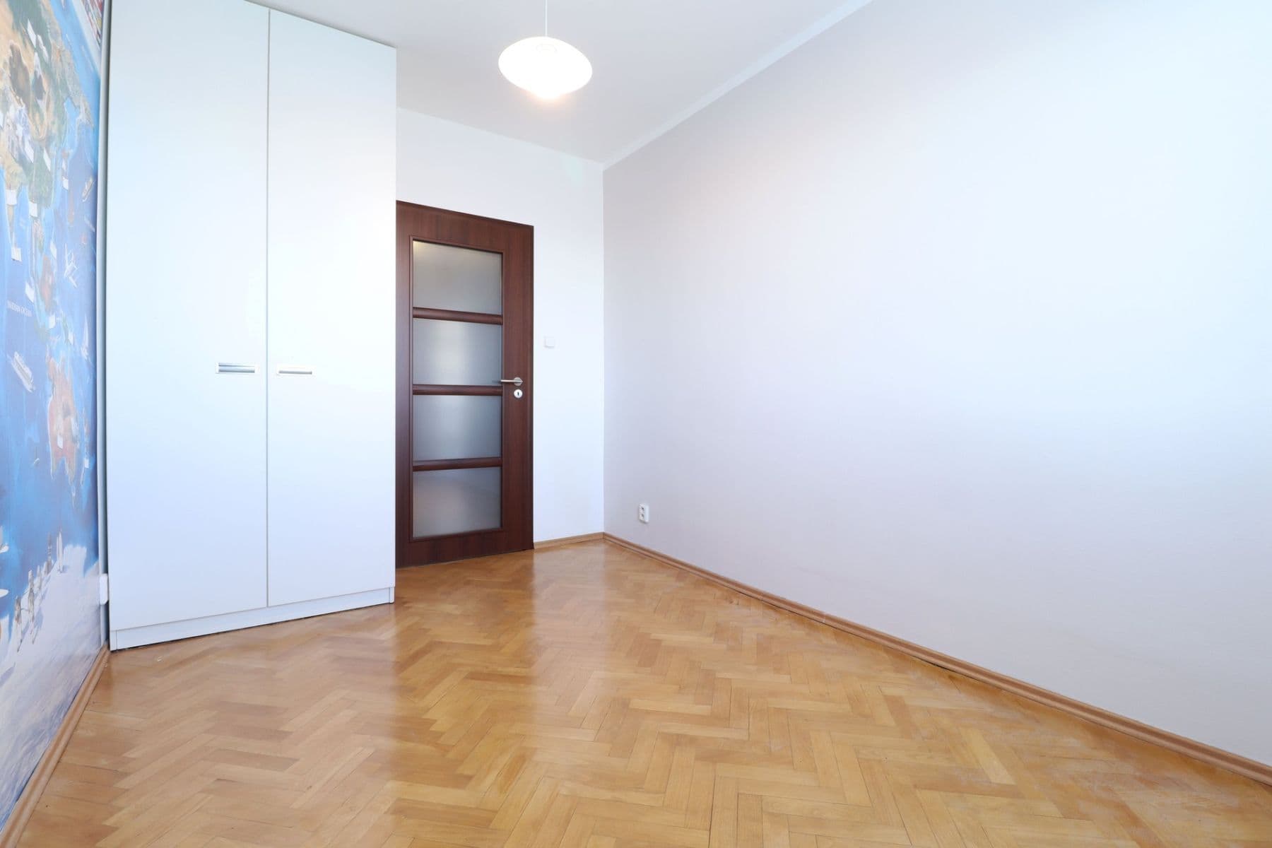 Prenájom bytu 3-izbový 72 m², Hlavní, Praha, Praha Prenájom bytu 3-izbový 72 m², Hlavní, Praha, Praha