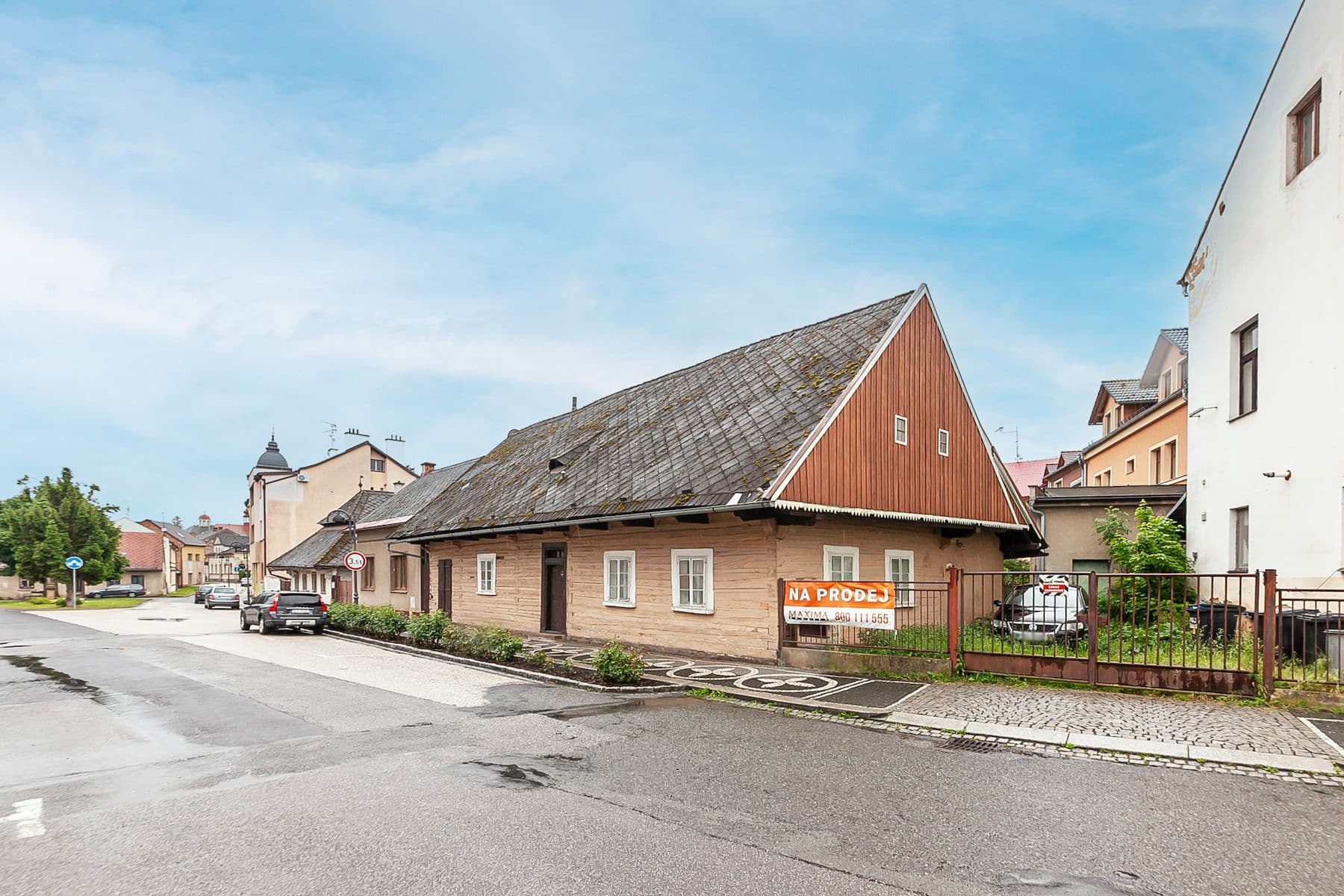 Predaj rekreačného objektu 250 m², pozemek 395 m², Malé náměstí, Lázně Bělohrad, Královéhradecký kraj Predaj rekreačného objektu 250 m², pozemek 395 m², Malé náměstí, Lázně Bělohrad, Královéhradecký kraj