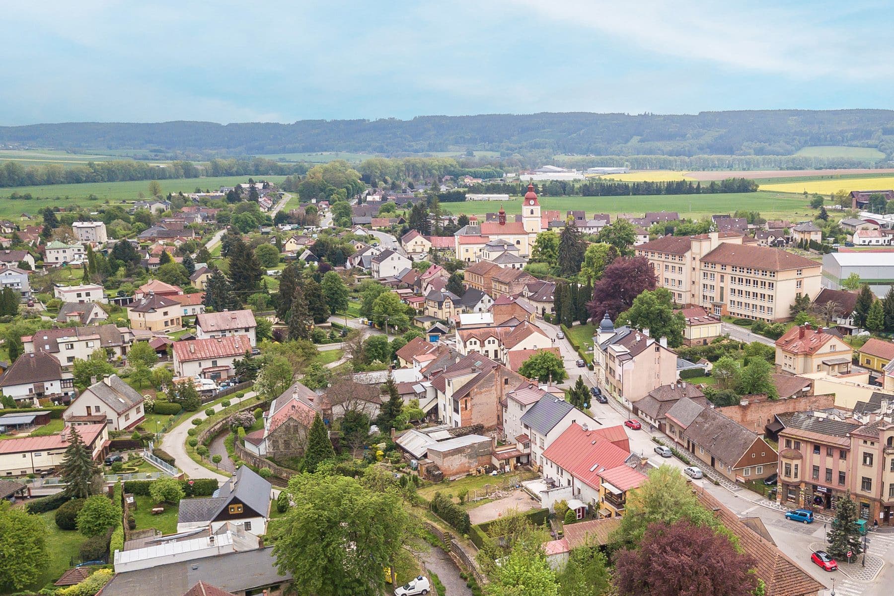 Predaj rekreačného objektu 250 m², pozemek 395 m², Malé náměstí, Lázně Bělohrad, Královéhradecký kraj Predaj rekreačného objektu 250 m², pozemek 395 m², Malé náměstí, Lázně Bělohrad, Královéhradecký kraj