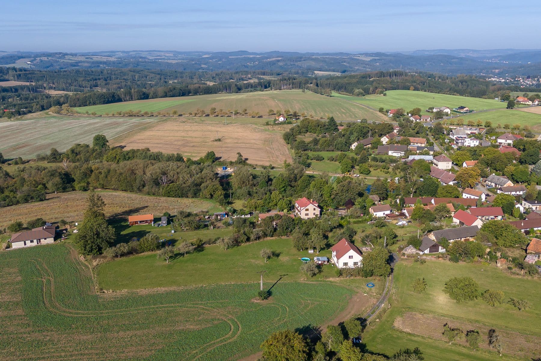 Predaj pozemku 1.800 m², Podveky, Středočeský kraj Predaj pozemku 1.800 m², Podveky, Středočeský kraj