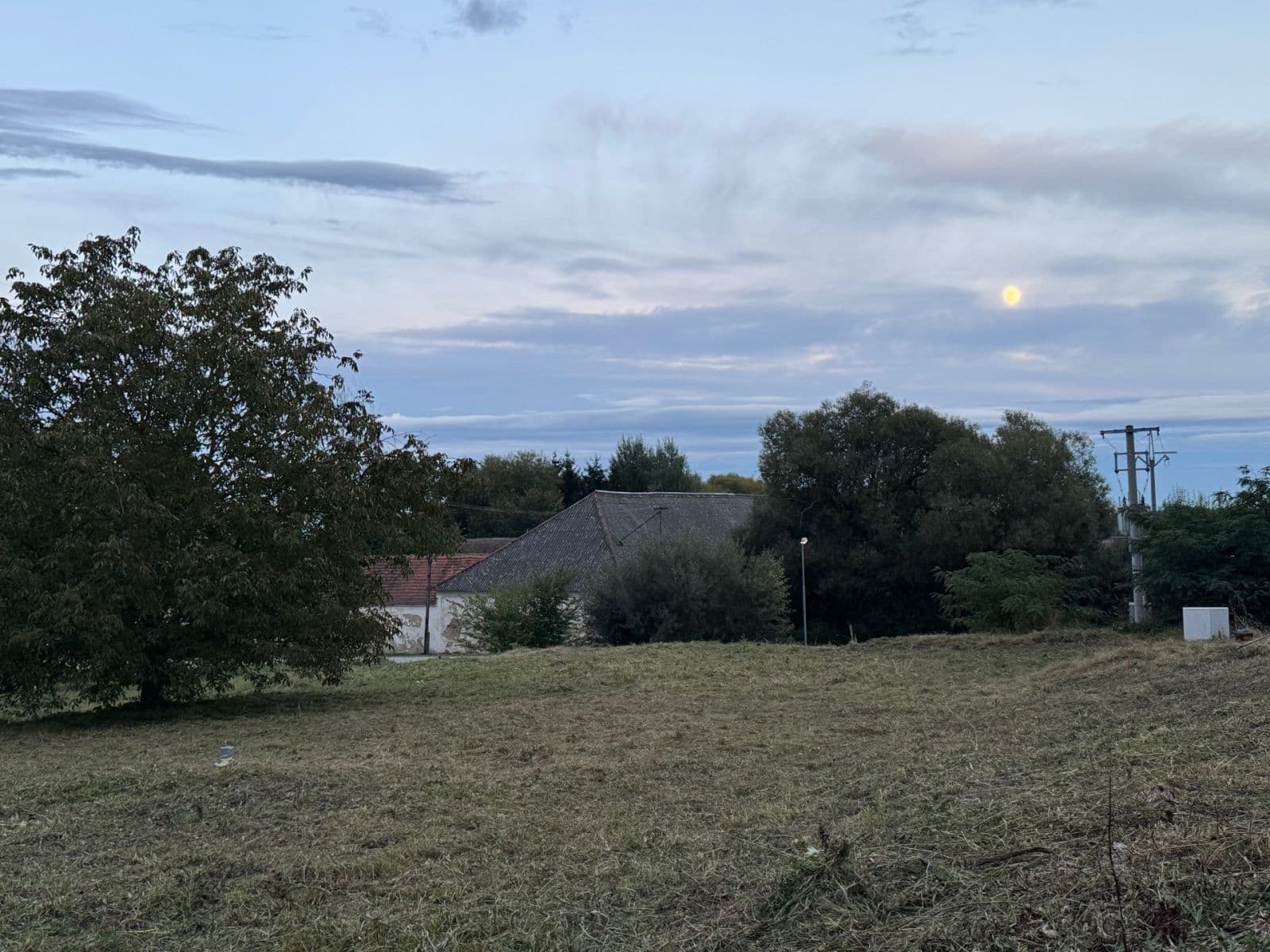 Predaj pozemku 1.401 m², Dešná, Jihočeský kraj Predaj pozemku 1.401 m², Dešná, Jihočeský kraj