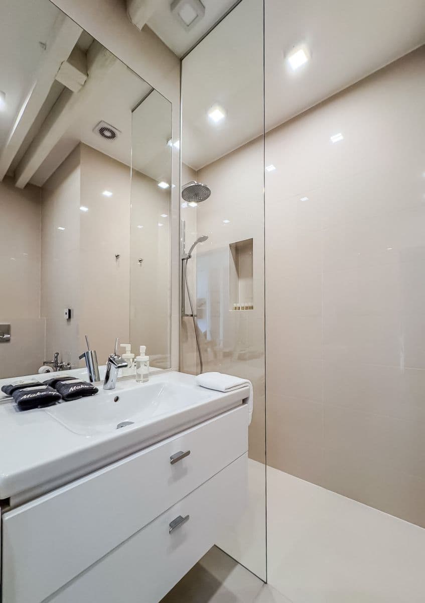 Prenájom bytu 50 m², Zemědělská, Praha, Praha Prenájom bytu 50 m², Zemědělská, Praha, Praha