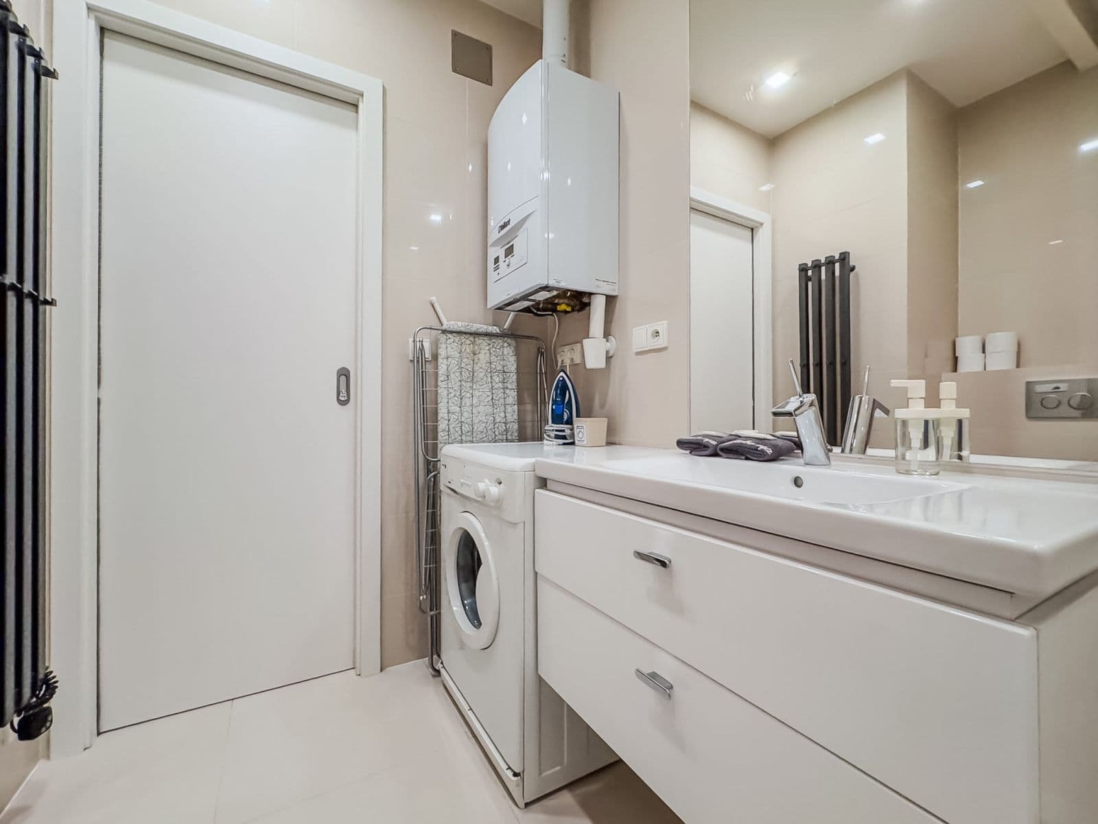 Prenájom bytu 50 m², Zemědělská, Praha, Praha Prenájom bytu 50 m², Zemědělská, Praha, Praha