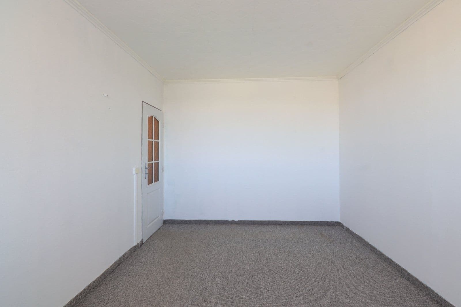 Prenájom bytu 3-izbový 75 m², Na Dolíkách, Slaný, Středočeský kraj Prenájom bytu 3-izbový 75 m², Na Dolíkách, Slaný, Středočeský kraj