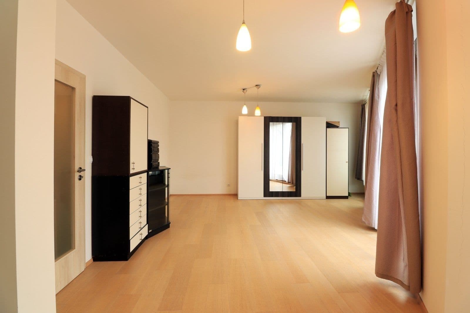 Prenájom bytu 2-izbový 64 m², Devonská, Praha, Praha Prenájom bytu 2-izbový 64 m², Devonská, Praha, Praha