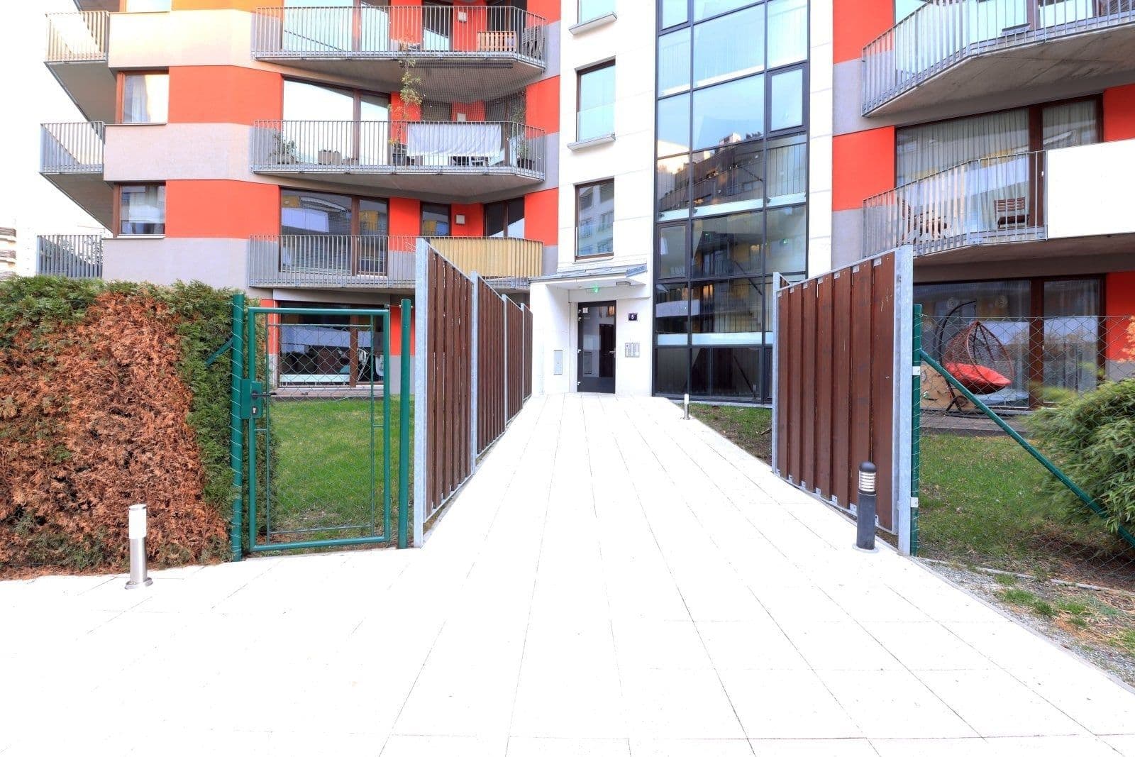 Prenájom bytu 2-izbový 64 m², Devonská, Praha, Praha Prenájom bytu 2-izbový 64 m², Devonská, Praha, Praha