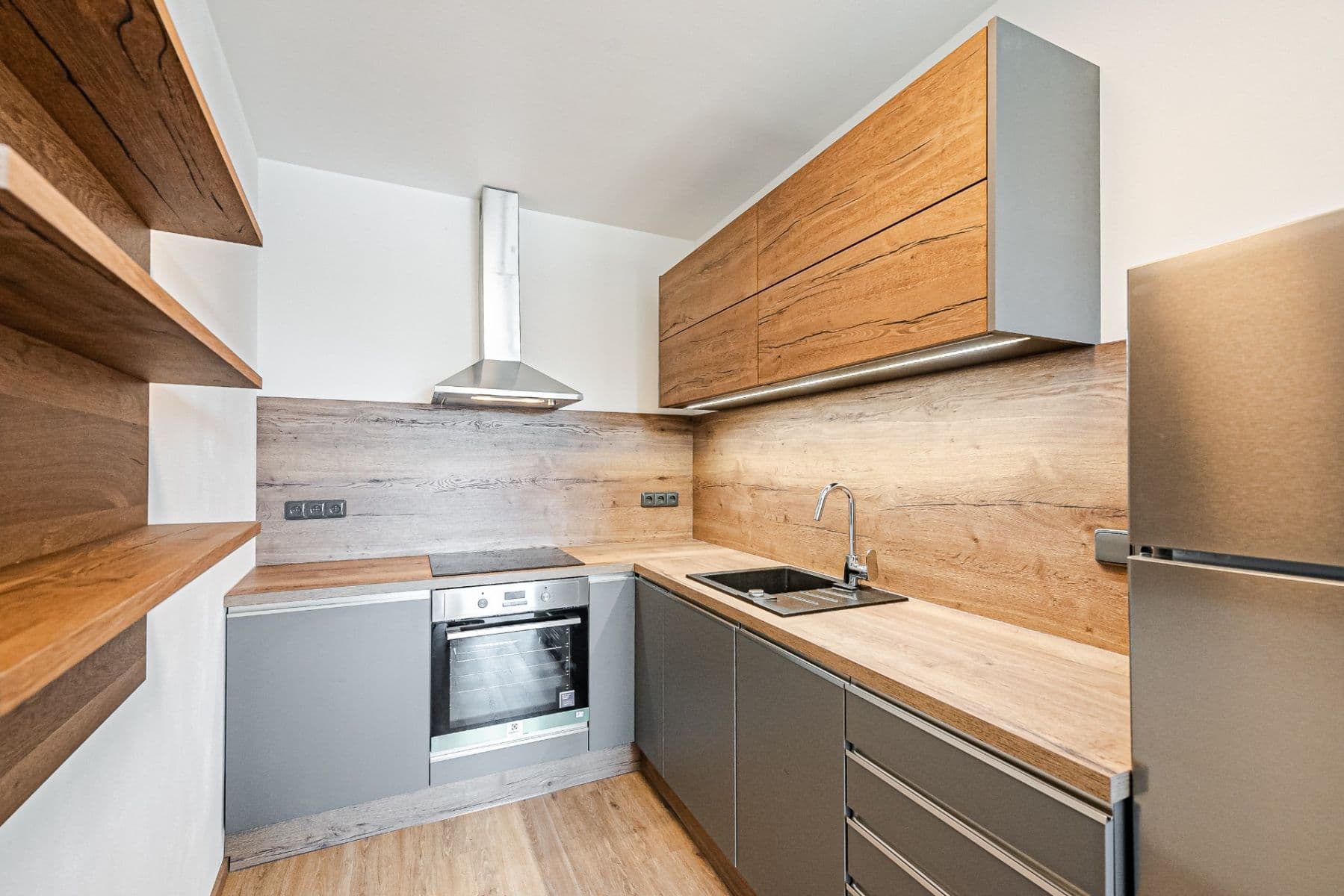 Prenájom bytu 2-izbový 45 m², Fügnerova, Poděbrady, Středočeský kraj Prenájom bytu 2-izbový 45 m², Fügnerova, Poděbrady, Středočeský kraj