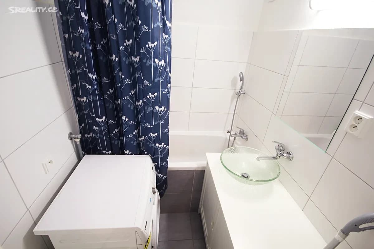 Prenájom bytu 3-izbový 76 m², Královická, Brandýs nad Labem-Stará Boleslav, Středočeský kraj Prenájom bytu 3-izbový 76 m², Královická, Brandýs nad Labem-Stará Boleslav, Středočeský kraj