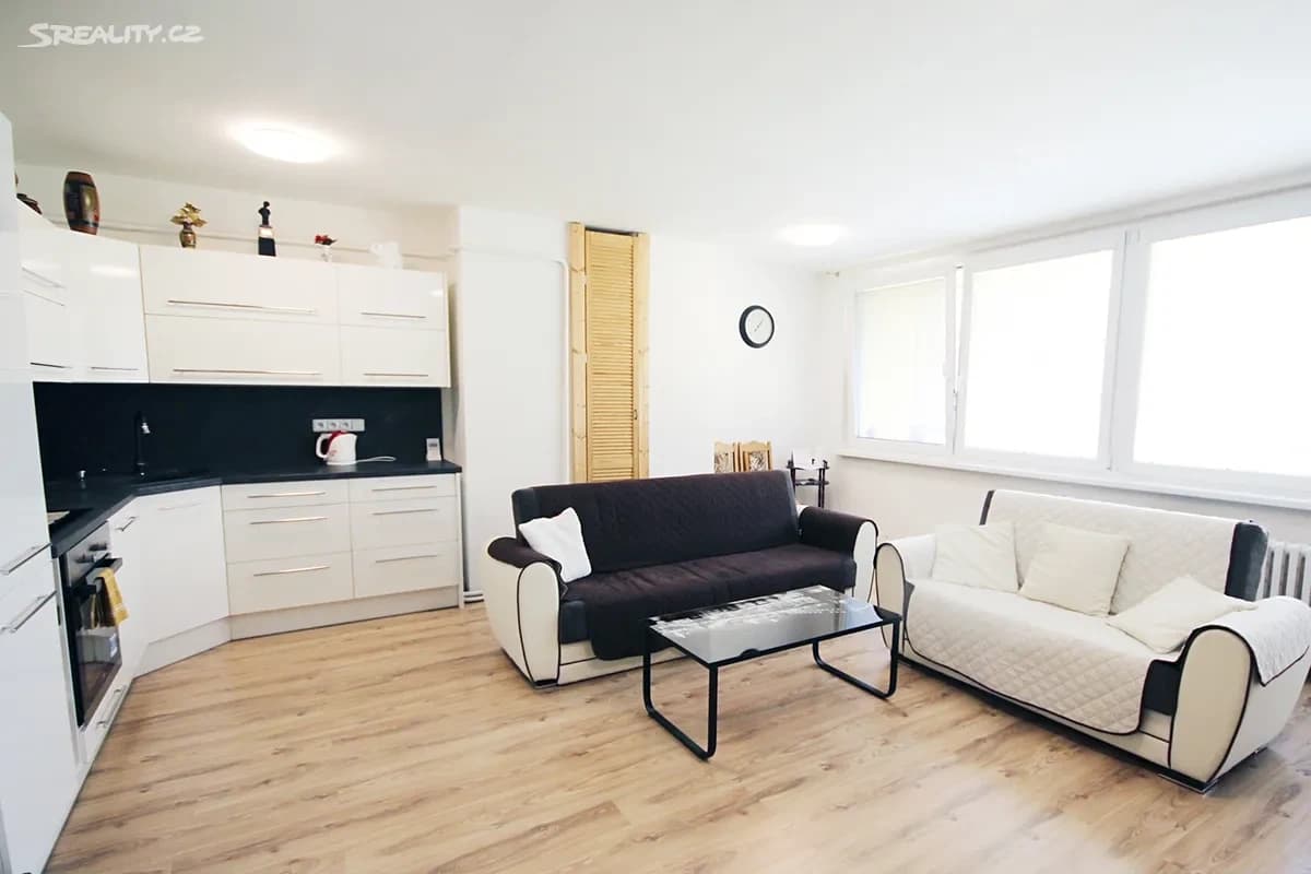 Prenájom bytu 3-izbový 76 m², Královická, Brandýs nad Labem-Stará Boleslav, Středočeský kraj Prenájom bytu 3-izbový 76 m², Královická, Brandýs nad Labem-Stará Boleslav, Středočeský kraj