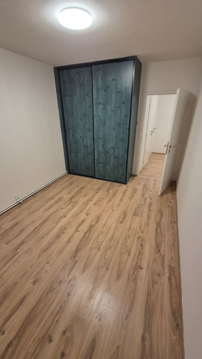 Prenájom bytu 3-izbový 76 m², Královická, Brandýs nad Labem-Stará Boleslav, Středočeský kraj Prenájom bytu 3-izbový 76 m², Královická, Brandýs nad Labem-Stará Boleslav, Středočeský kraj