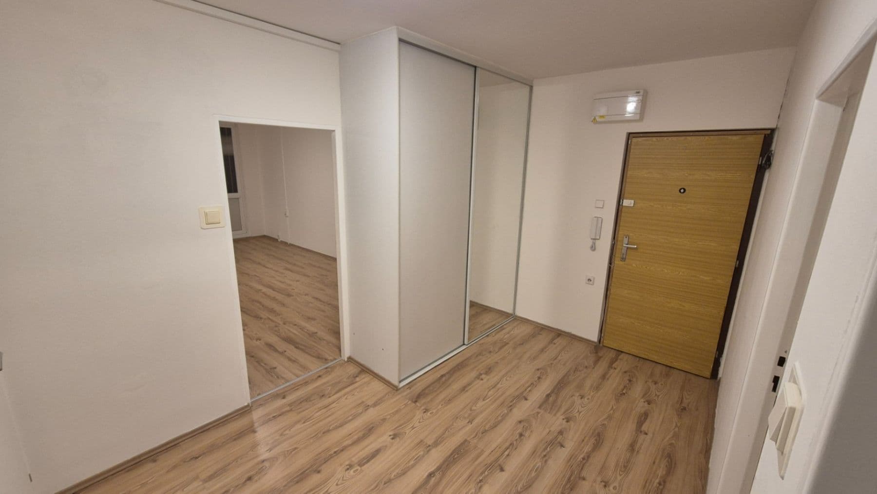 Prenájom bytu 3-izbový 76 m², Královická, Brandýs nad Labem-Stará Boleslav, Středočeský kraj Prenájom bytu 3-izbový 76 m², Královická, Brandýs nad Labem-Stará Boleslav, Středočeský kraj