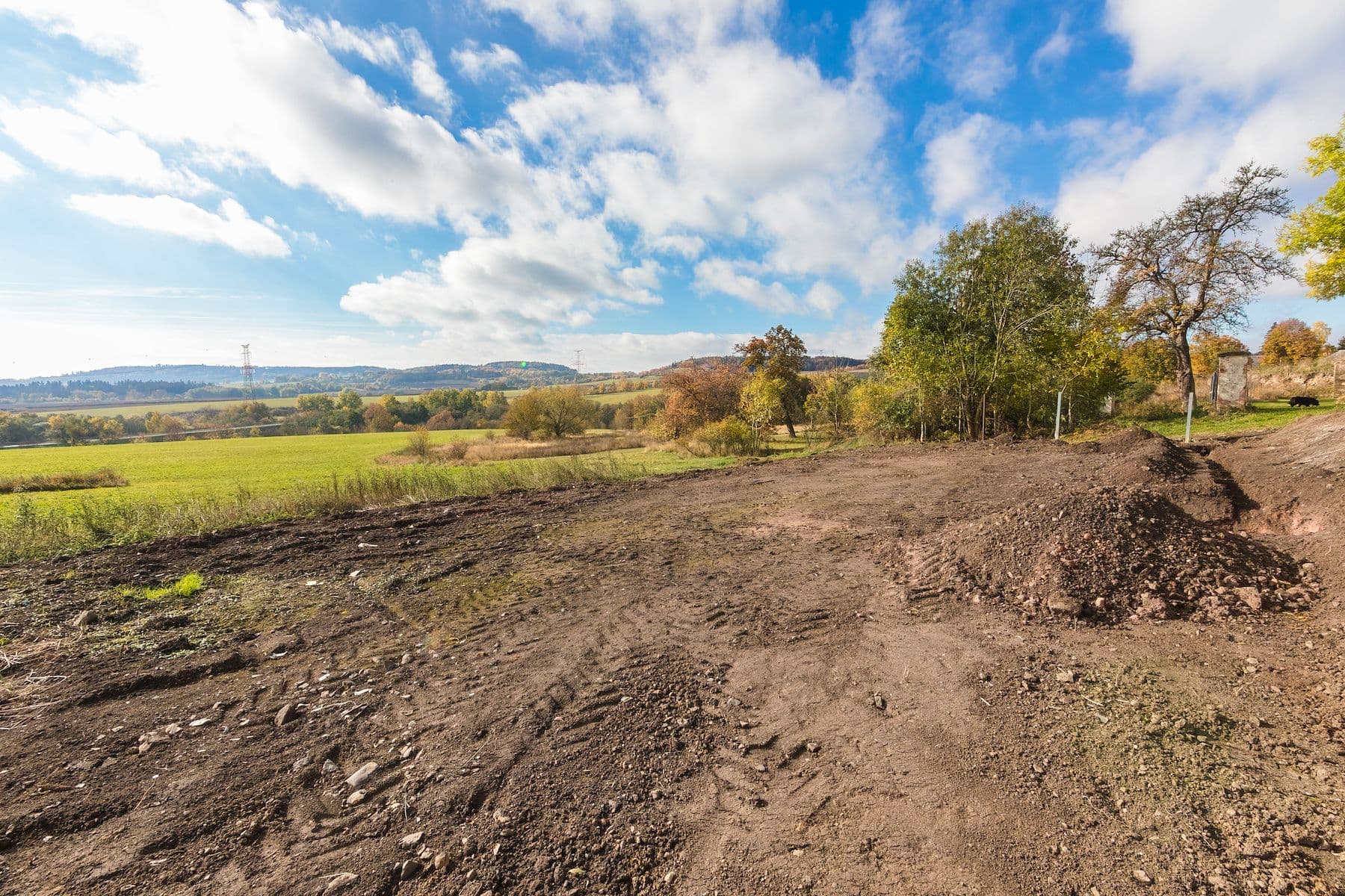 Predaj pozemku 377 m², Verušičky, Karlovarský kraj Predaj pozemku 377 m², Verušičky, Karlovarský kraj