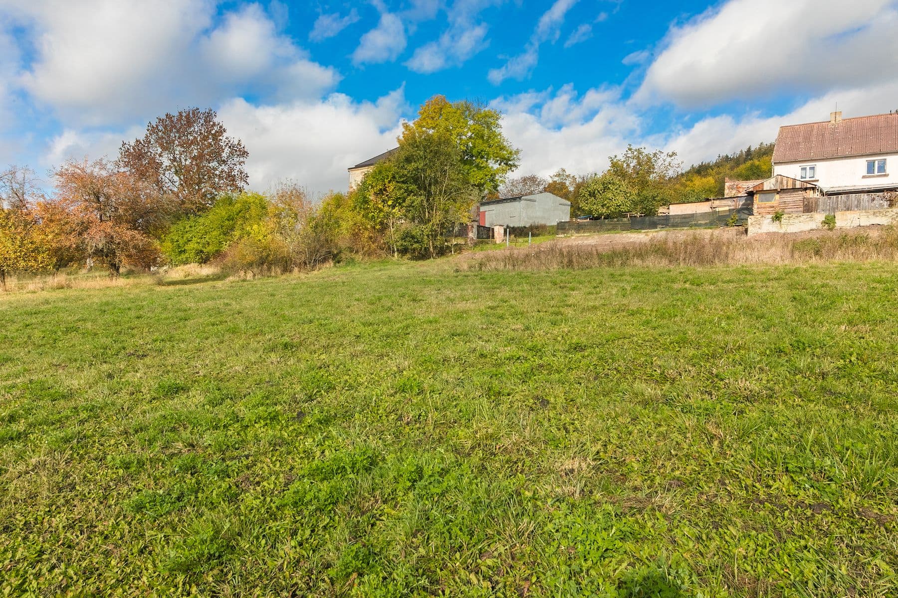 Predaj pozemku 377 m², Verušičky, Karlovarský kraj Predaj pozemku 377 m², Verušičky, Karlovarský kraj