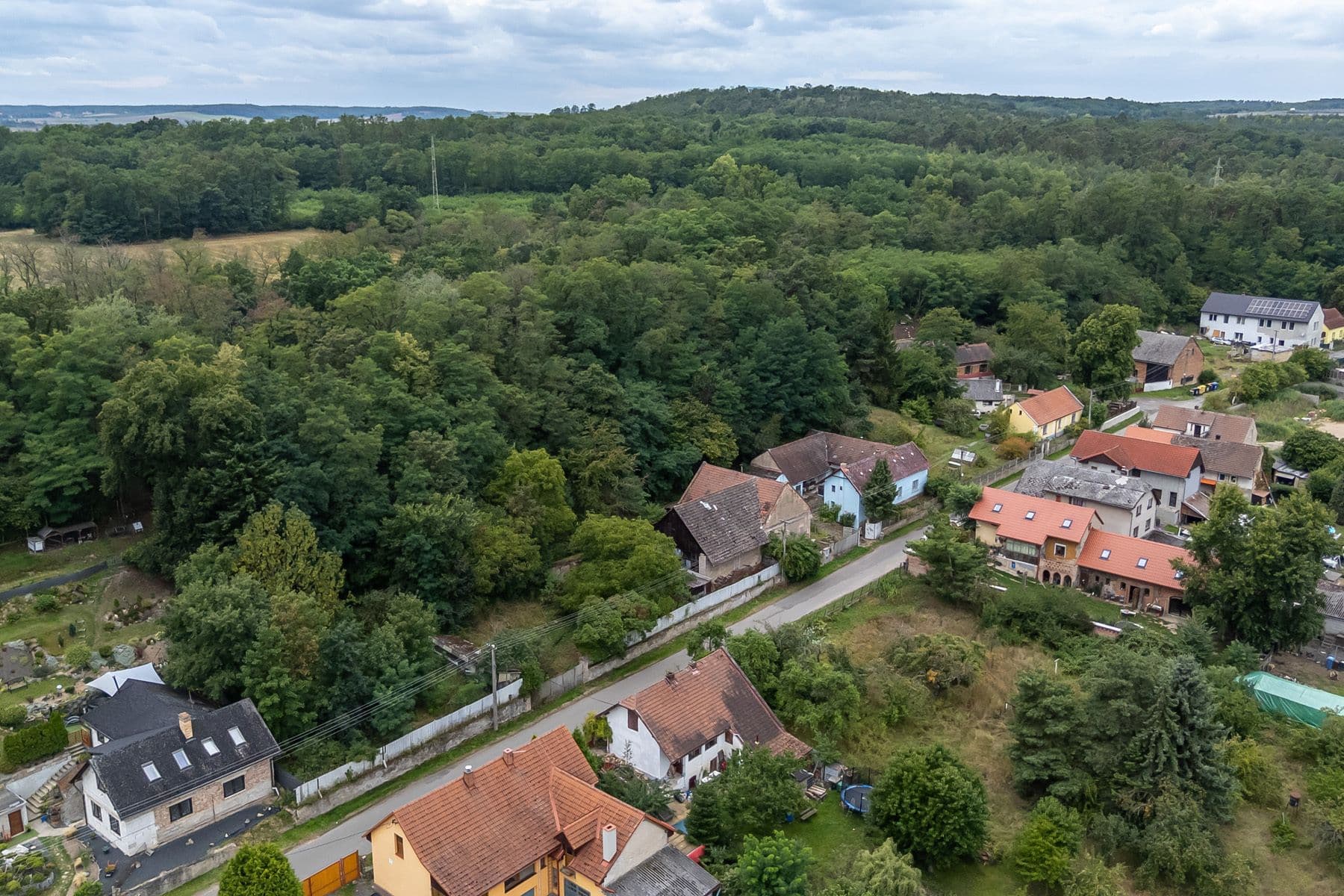 Predaj rekreačného objektu 200 m², pozemek 3.645 m², Dolní Beřkovice, Středočeský kraj Predaj rekreačného objektu 200 m², pozemek 3.645 m², Dolní Beřkovice, Středočeský kraj