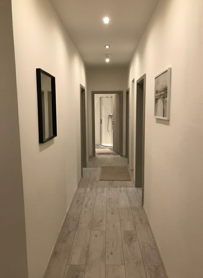 Predaj bytu 4-izbový 100 m², Bubenská, Praha, Praha Predaj bytu 4-izbový 100 m², Bubenská, Praha, Praha