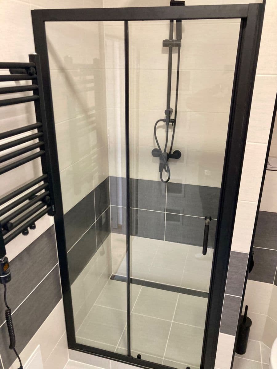 Predaj bytu 3-izbový 75 m², Dlouhá, Karlovy Vary, Karlovarský kraj Predaj bytu 3-izbový 75 m², Dlouhá, Karlovy Vary, Karlovarský kraj