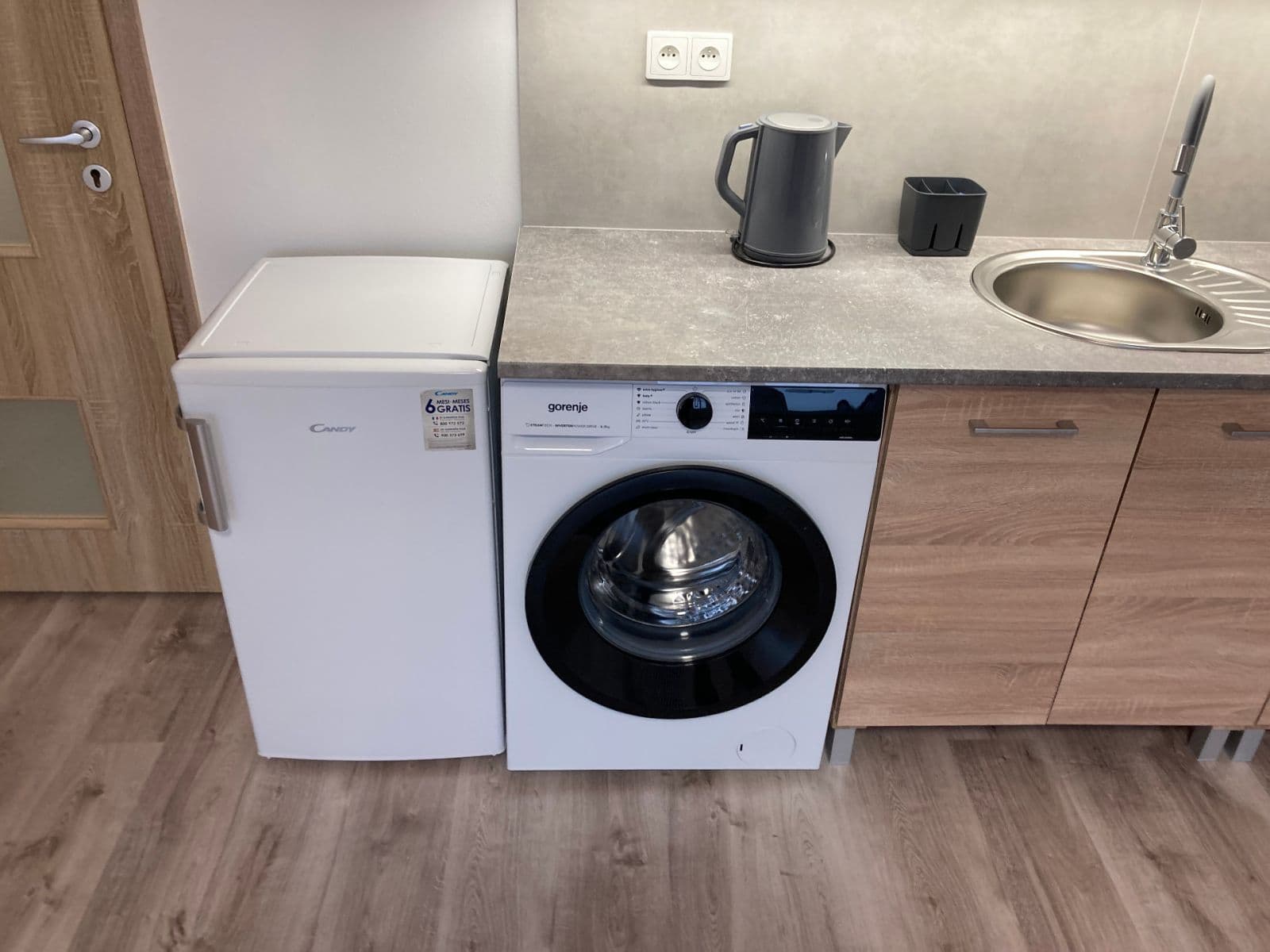 Prenájom bytu 1-izbový 31 m², Dukelských hrdinů, Ústí nad Labem, Ústecký kraj Prenájom bytu 1-izbový 31 m², Dukelských hrdinů, Ústí nad Labem, Ústecký kraj