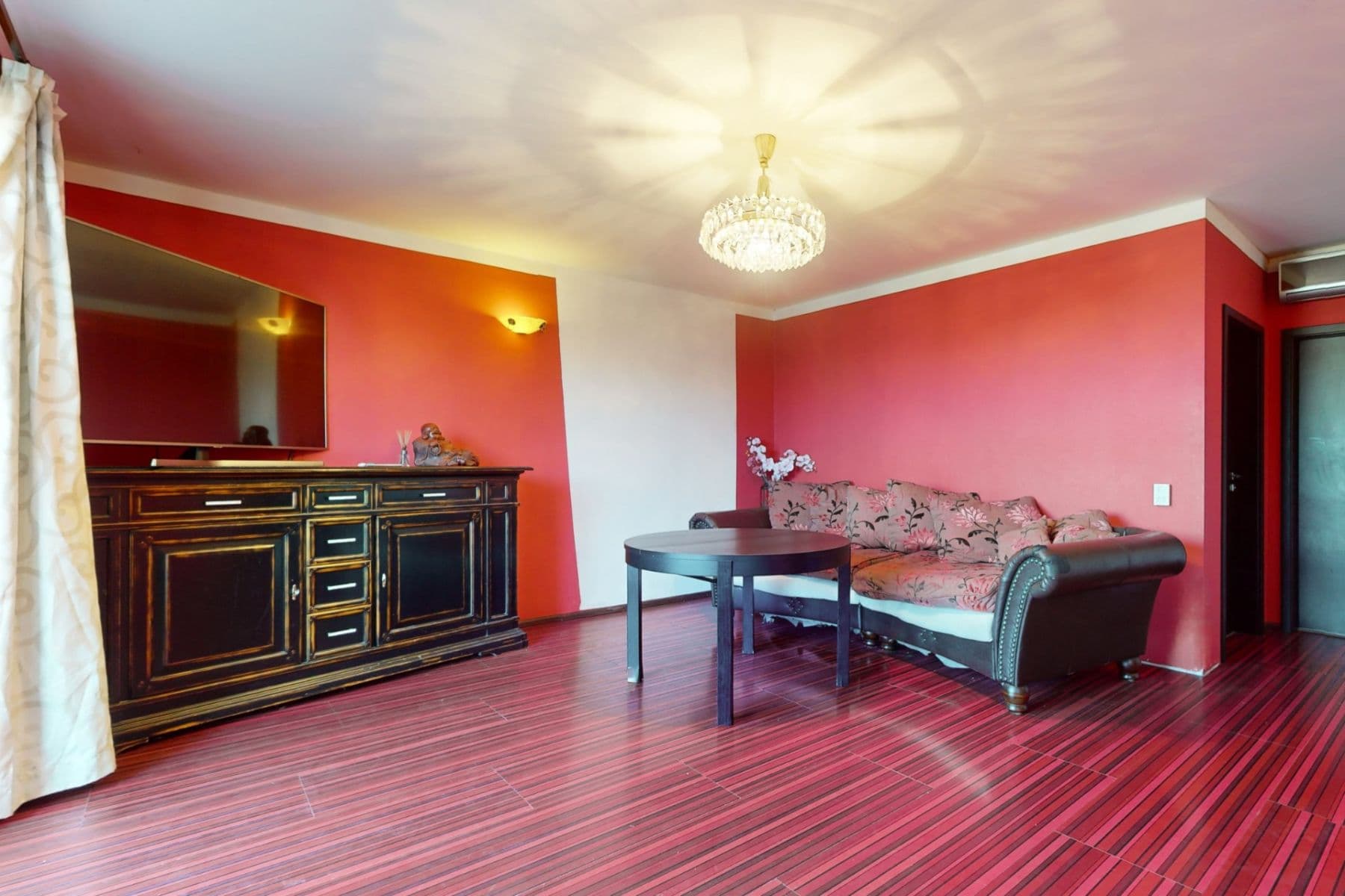 Predaj bytu 4-izbový 145 m², Dúhová, Rovinka, Bratislavský kraj Predaj bytu 4-izbový 145 m², Dúhová, Rovinka, Bratislavský kraj