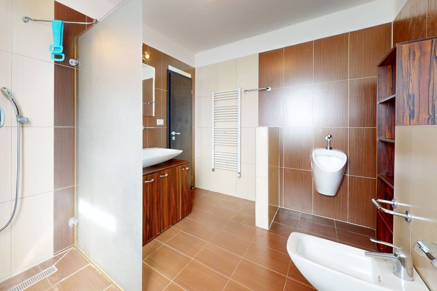 Predaj bytu 4-izbový 145 m², Dúhová, Rovinka, Bratislavský kraj Predaj bytu 4-izbový 145 m², Dúhová, Rovinka, Bratislavský kraj