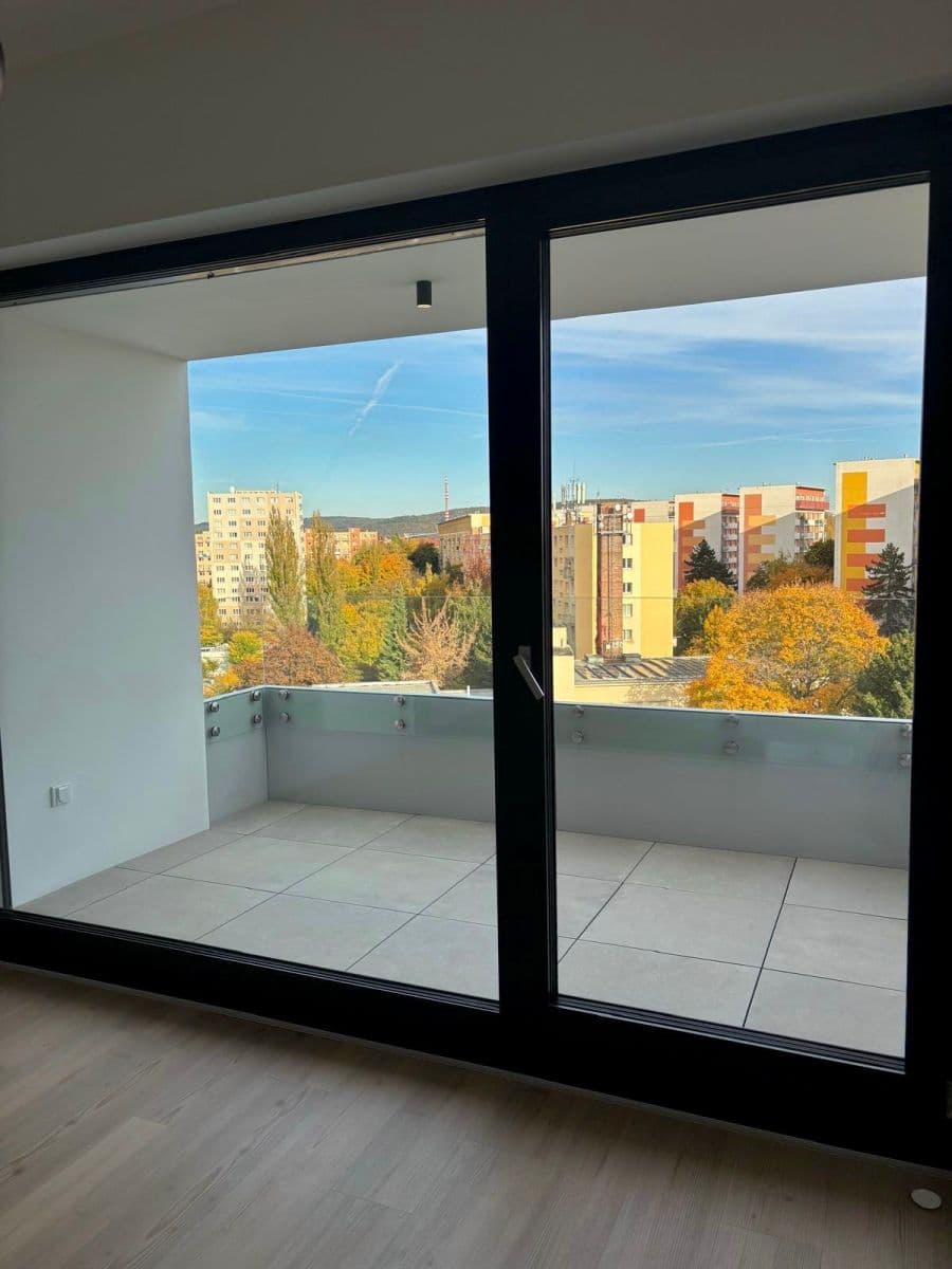 Prenájom bytu 2-izbový 56 m², třída Generála Píky, Brno, Jihomoravský kraj Prenájom bytu 2-izbový 56 m², třída Generála Píky, Brno, Jihomoravský kraj