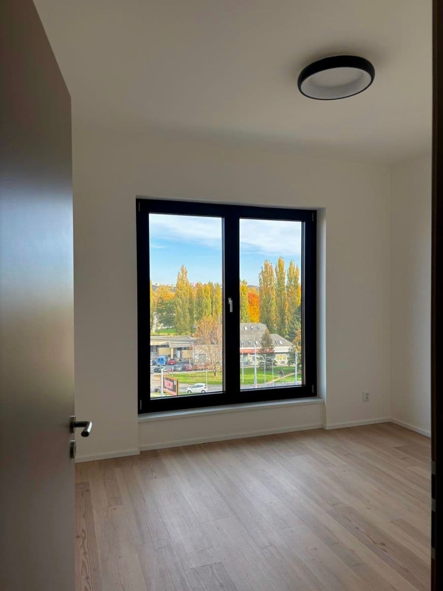 Prenájom bytu 2-izbový 56 m², třída Generála Píky, Brno, Jihomoravský kraj Prenájom bytu 2-izbový 56 m², třída Generála Píky, Brno, Jihomoravský kraj