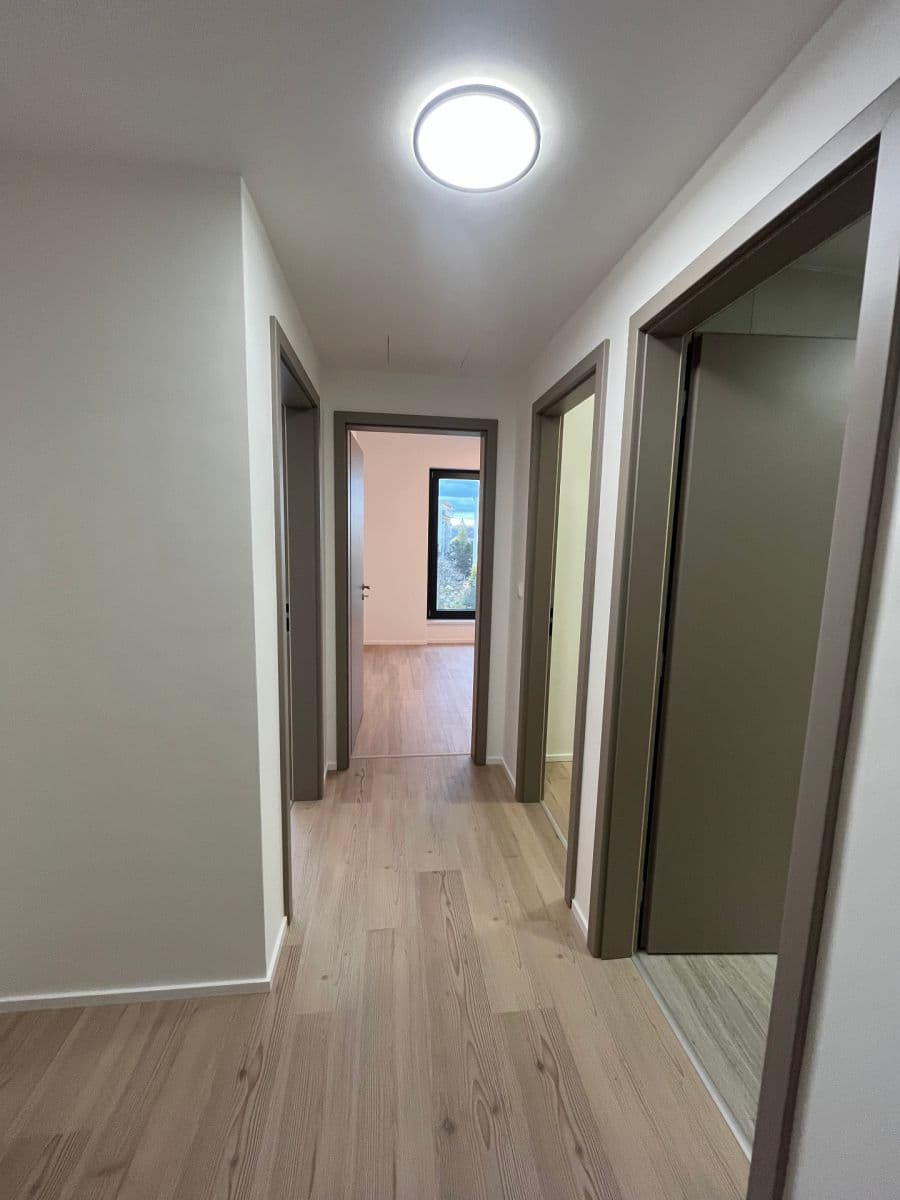 Prenájom bytu 2-izbový 56 m², třída Generála Píky, Brno, Jihomoravský kraj Prenájom bytu 2-izbový 56 m², třída Generála Píky, Brno, Jihomoravský kraj