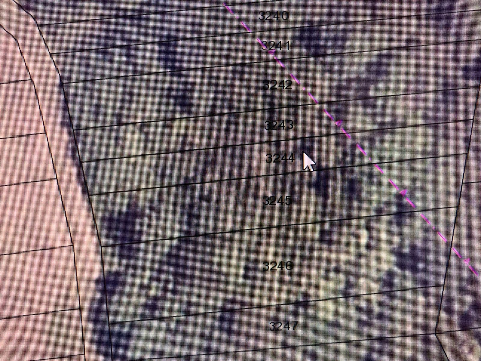 Predaj pozemku 3.675 m², Hronský Beňadik, Banskobystrický kraj Predaj pozemku 3.675 m², Hronský Beňadik, Banskobystrický kraj