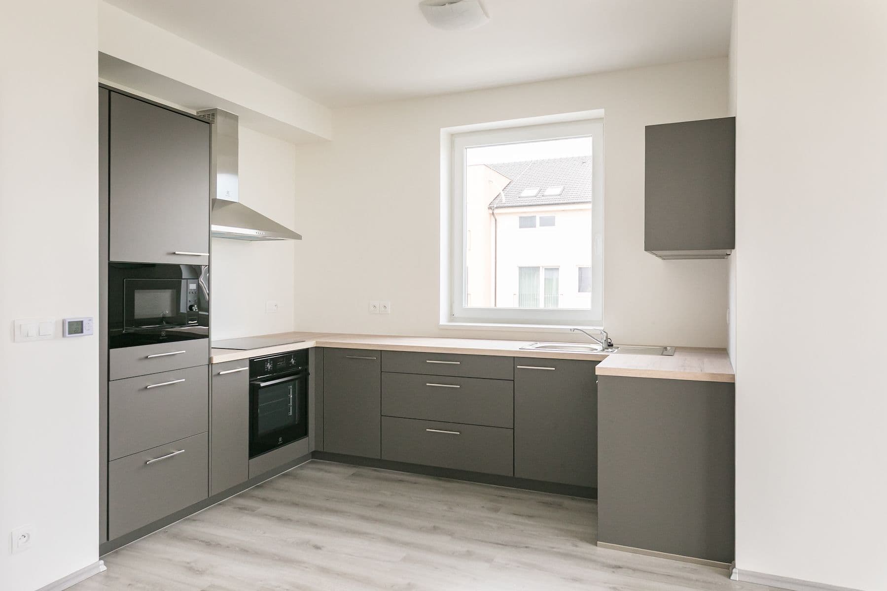 Predaj bytu 2-izbový 58 m², Uhlířské Janovice, Středočeský kraj Predaj bytu 2-izbový 58 m², Uhlířské Janovice, Středočeský kraj