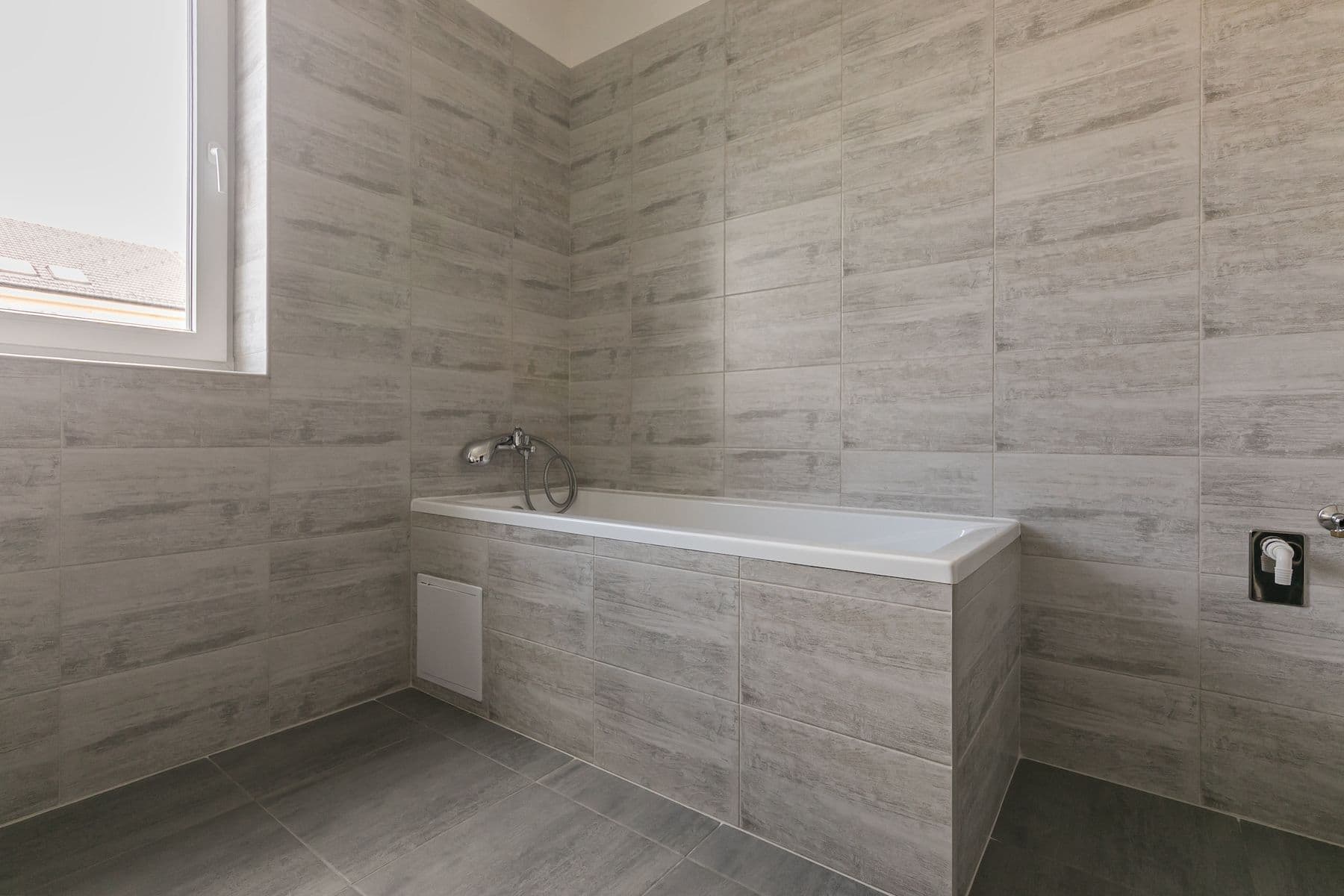 Predaj bytu 2-izbový 58 m², Uhlířské Janovice, Středočeský kraj Predaj bytu 2-izbový 58 m², Uhlířské Janovice, Středočeský kraj