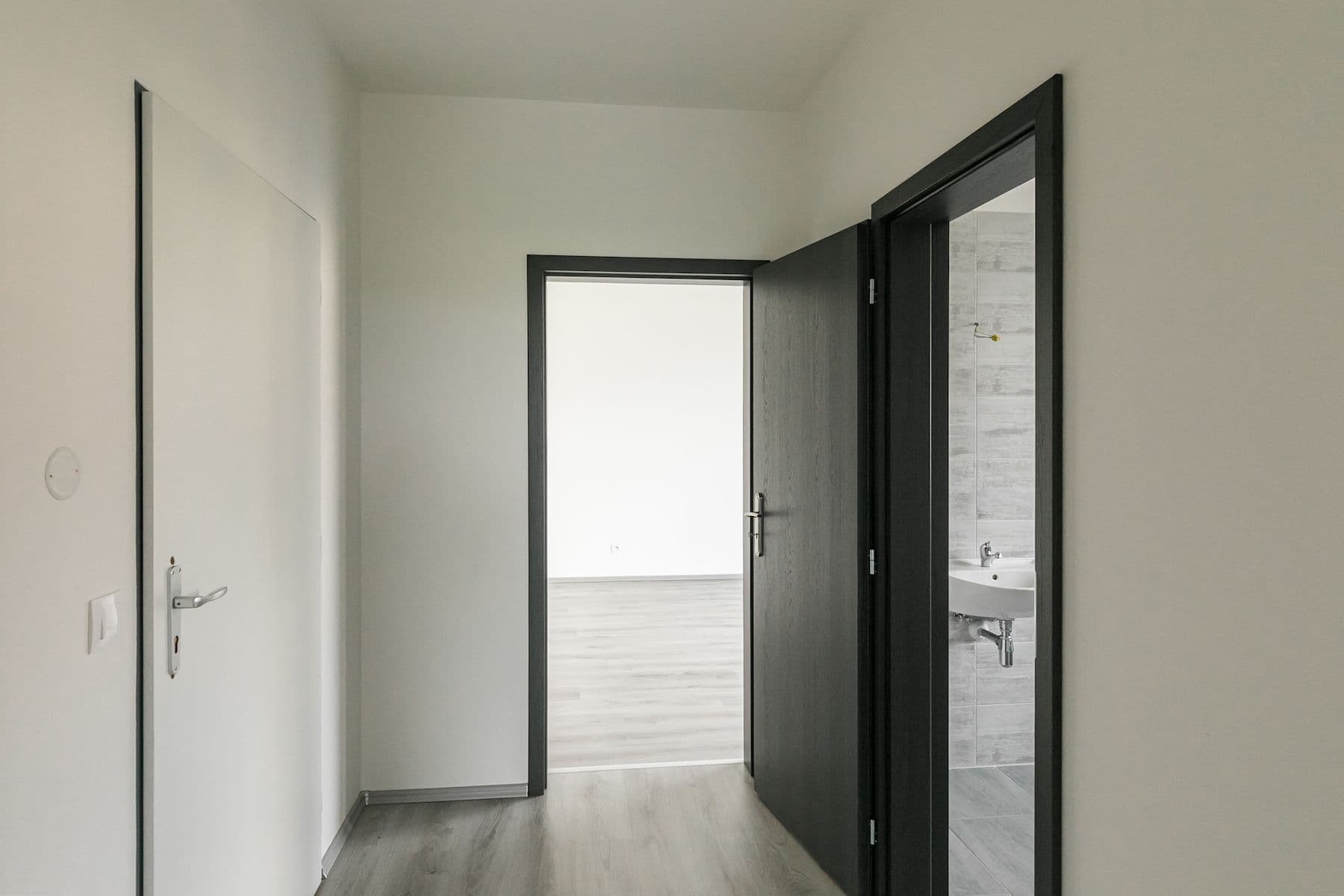 Predaj bytu 2-izbový 58 m², Uhlířské Janovice, Středočeský kraj Predaj bytu 2-izbový 58 m², Uhlířské Janovice, Středočeský kraj