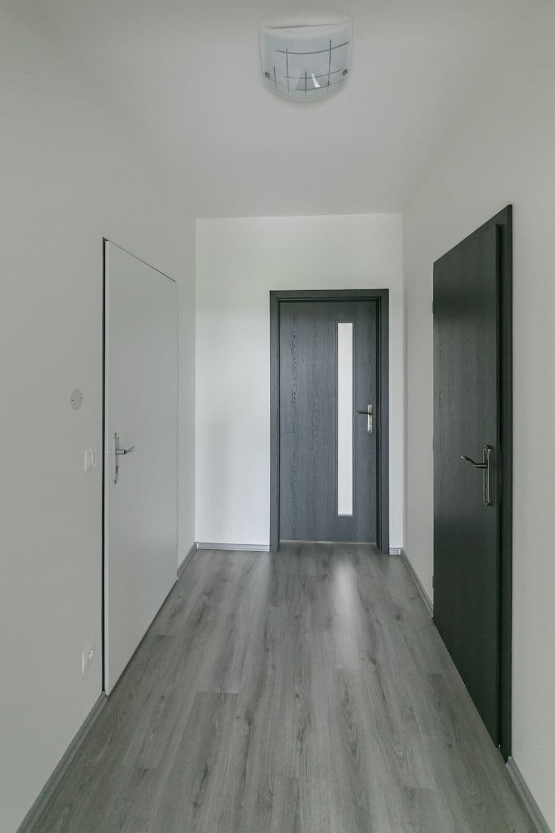 Predaj bytu 2-izbový 58 m², Uhlířské Janovice, Středočeský kraj Predaj bytu 2-izbový 58 m², Uhlířské Janovice, Středočeský kraj