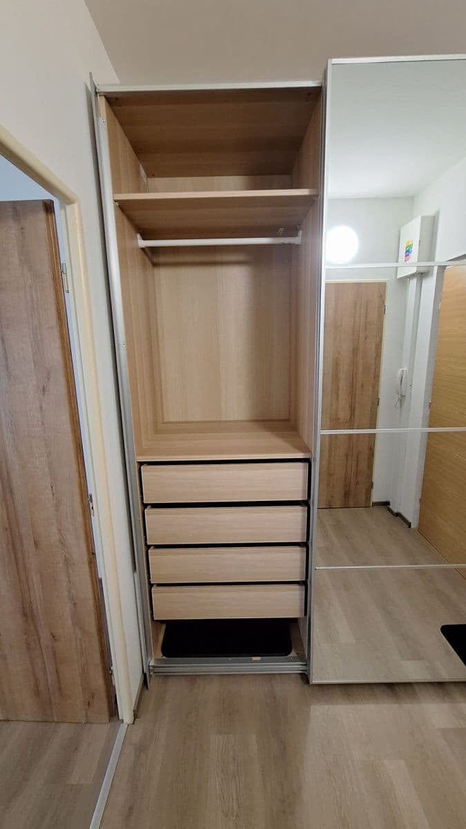 Prenájom bytu 1-izbový 31 m², Rabštejnská, Plzeň, Plzeňský kraj Prenájom bytu 1-izbový 31 m², Rabštejnská, Plzeň, Plzeňský kraj