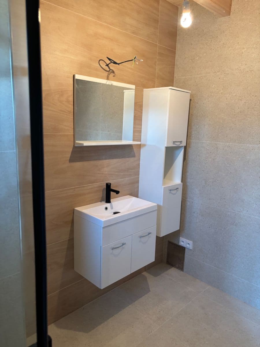 Prenájom bytu 1-izbový 40 m², Loučná, Brno, Jihomoravský kraj Prenájom bytu 1-izbový 40 m², Loučná, Brno, Jihomoravský kraj