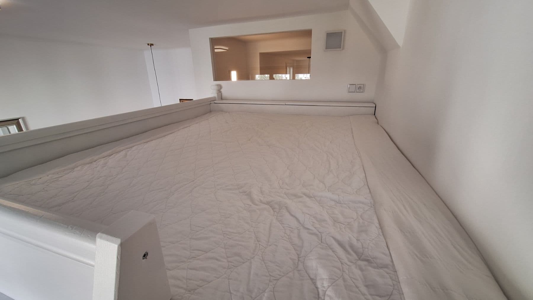 Prenájom bytu 1-izbový 32 m², Kodaňská, Praha, Praha Prenájom bytu 1-izbový 32 m², Kodaňská, Praha, Praha