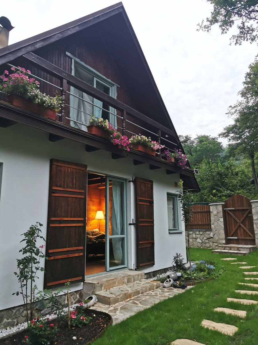 Prenájom bytu 200 m², Vatra, Petrov, Středočeský kraj Prenájom bytu 200 m², Vatra, Petrov, Středočeský kraj