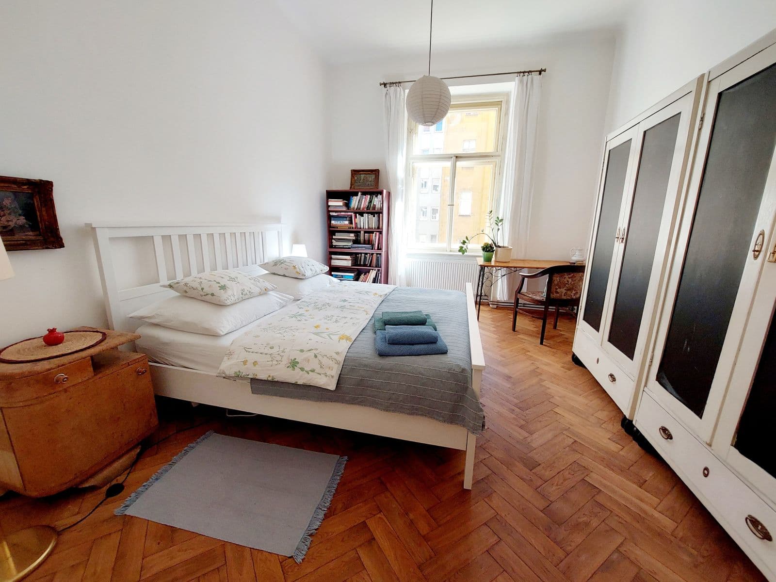 Prenájom bytu 84 m², Mánesova, Praha, Praha Prenájom bytu 84 m², Mánesova, Praha, Praha