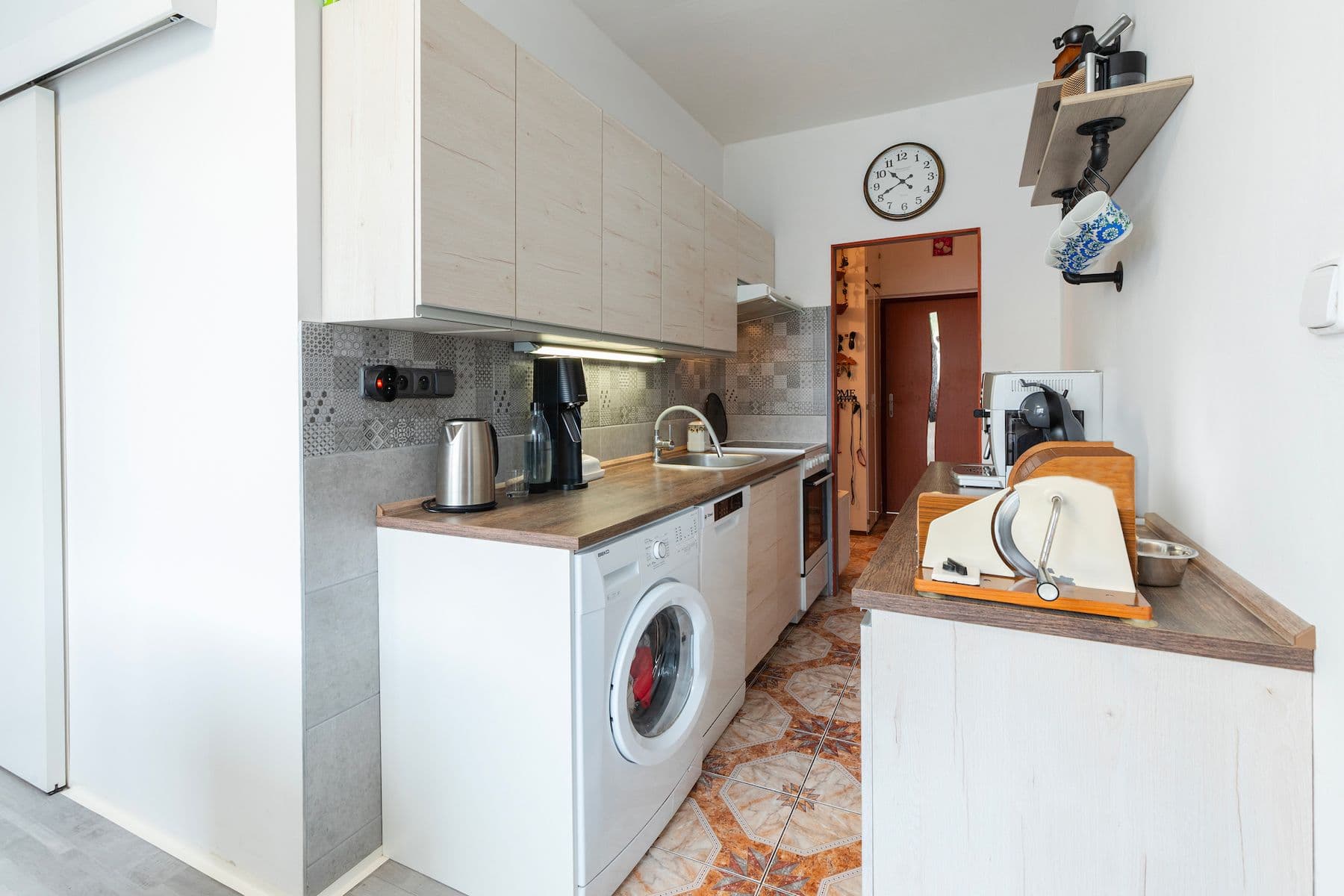 Predaj bytu 3-izbový 82 m², Poštovní, Desná, Liberecký kraj Predaj bytu 3-izbový 82 m², Poštovní, Desná, Liberecký kraj