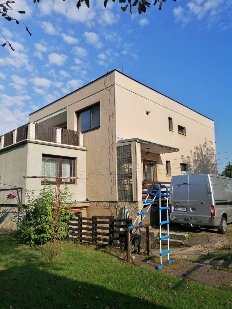 Predaj domu 173 m², pozemek 682 m², Nezvalova, Jirny, Středočeský kraj Predaj domu 173 m², pozemek 682 m², Nezvalova, Jirny, Středočeský kraj