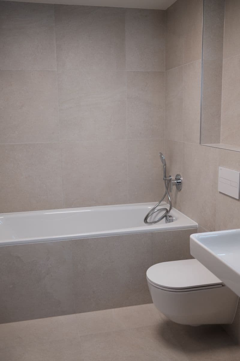 Prenájom bytu 3-izbový 83 m², Hábova, Praha, Praha Prenájom bytu 3-izbový 83 m², Hábova, Praha, Praha