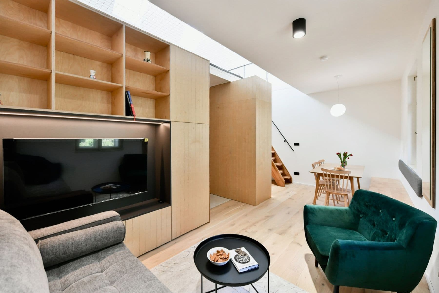 Prenájom bytu 2-izbový 44 m², Vacov, Jihočeský kraj Prenájom bytu 2-izbový 44 m², Vacov, Jihočeský kraj
