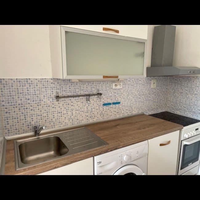 Prenájom bytu 1-izbový 33 m², Běchorská, Praha, Praha Prenájom bytu 1-izbový 33 m², Běchorská, Praha, Praha