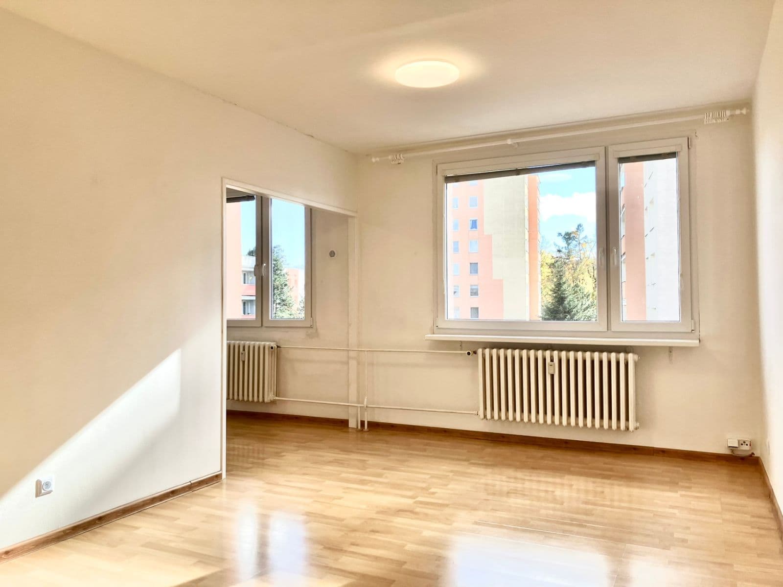 Prenájom bytu 3-izbový 56 m², U Remízku, Hořovice, Středočeský kraj Prenájom bytu 3-izbový 56 m², U Remízku, Hořovice, Středočeský kraj