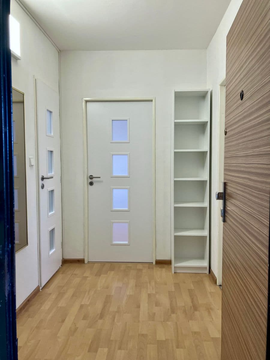 Prenájom bytu 3-izbový 56 m², U Remízku, Hořovice, Středočeský kraj Prenájom bytu 3-izbový 56 m², U Remízku, Hořovice, Středočeský kraj