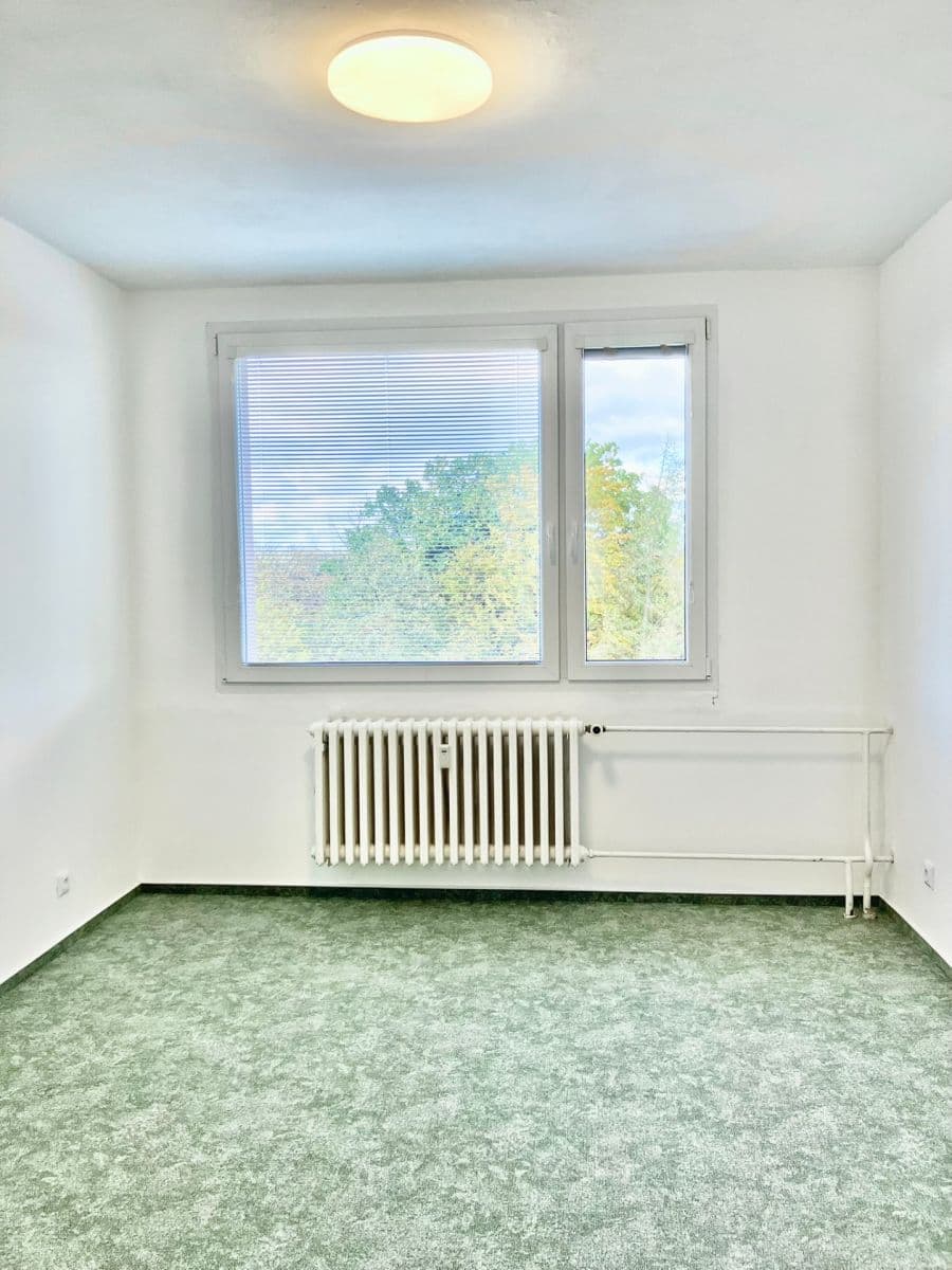 Prenájom bytu 3-izbový 56 m², U Remízku, Hořovice, Středočeský kraj Prenájom bytu 3-izbový 56 m², U Remízku, Hořovice, Středočeský kraj