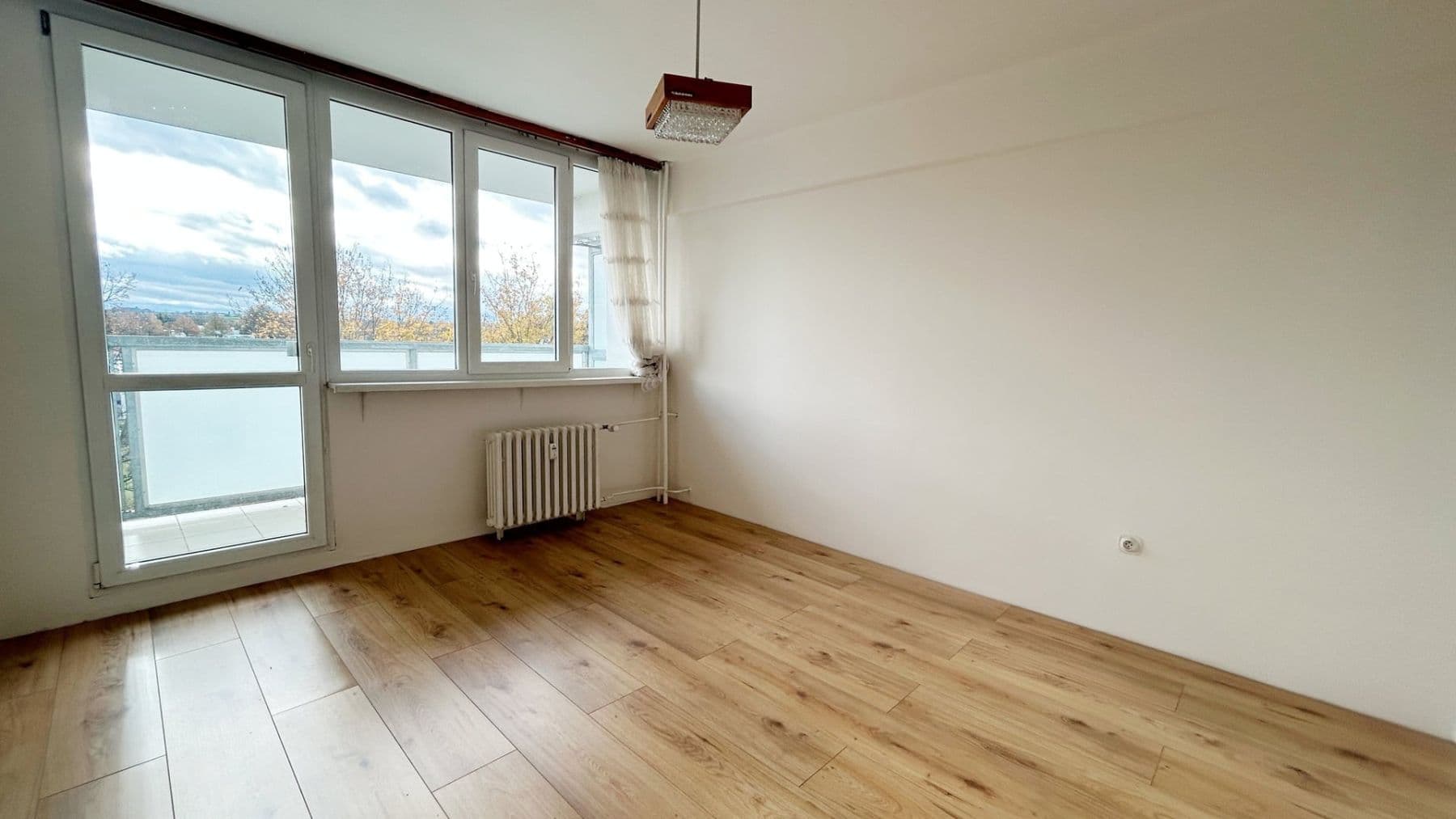 Prenájom bytu 2-izbový 53 m², Rimavské Soboty, Kolín, Středočeský kraj Prenájom bytu 2-izbový 53 m², Rimavské Soboty, Kolín, Středočeský kraj