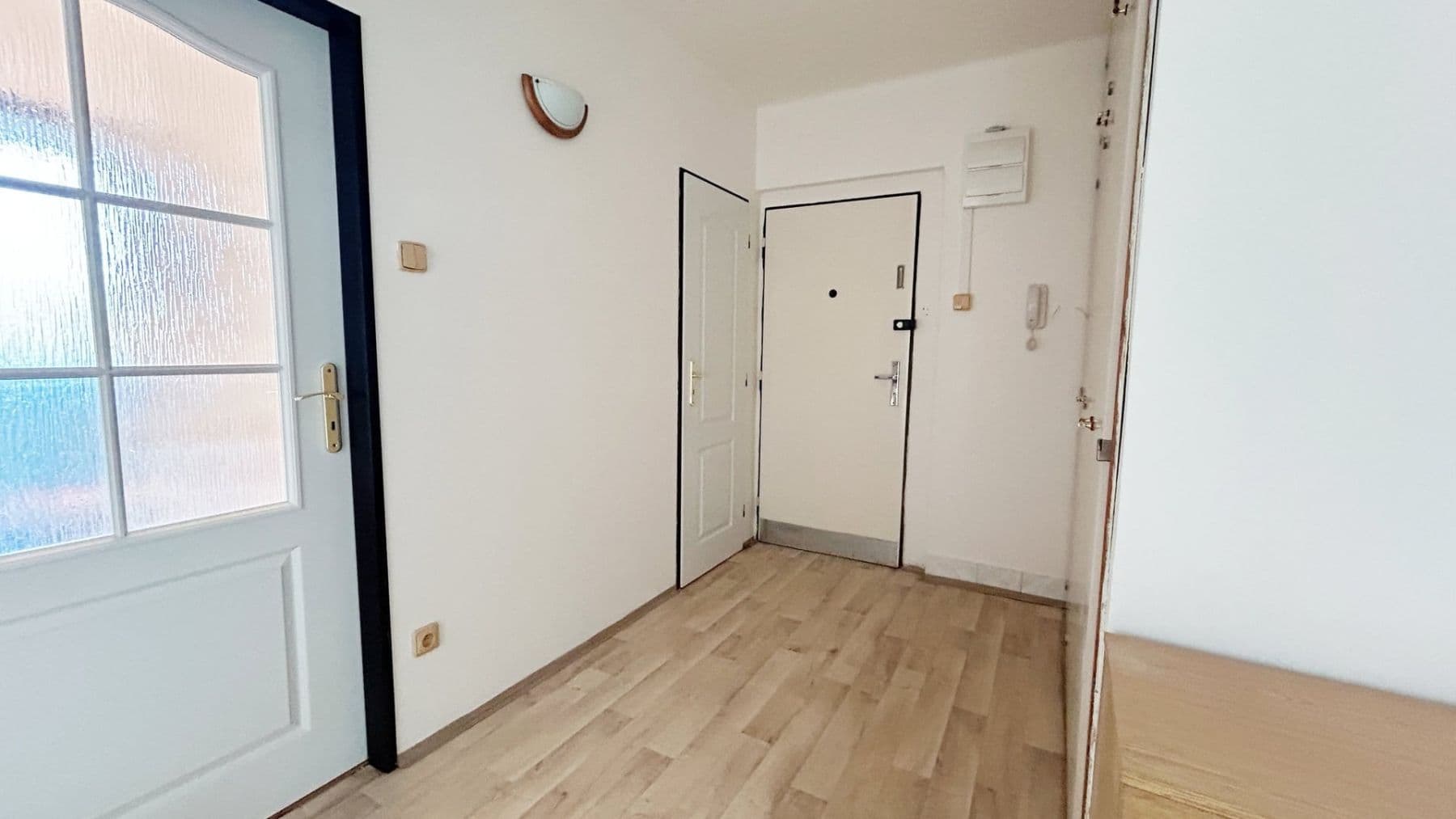 Prenájom bytu 2-izbový 53 m², Rimavské Soboty, Kolín, Středočeský kraj Prenájom bytu 2-izbový 53 m², Rimavské Soboty, Kolín, Středočeský kraj