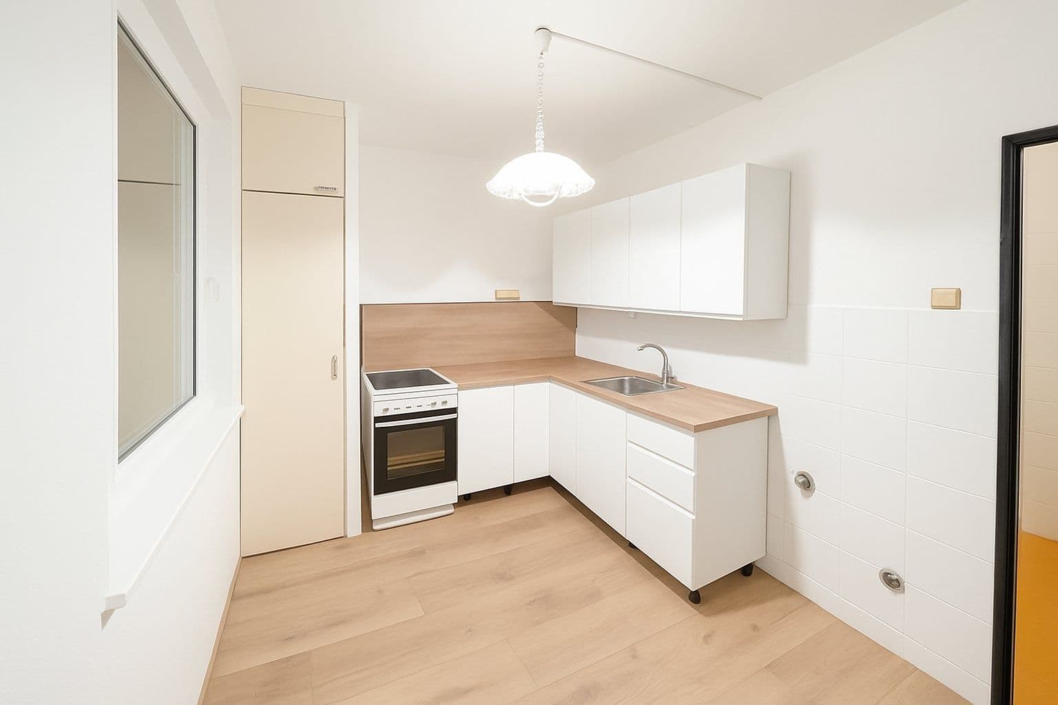 Prenájom bytu 2-izbový 53 m², Rimavské Soboty, Kolín, Středočeský kraj Prenájom bytu 2-izbový 53 m², Rimavské Soboty, Kolín, Středočeský kraj