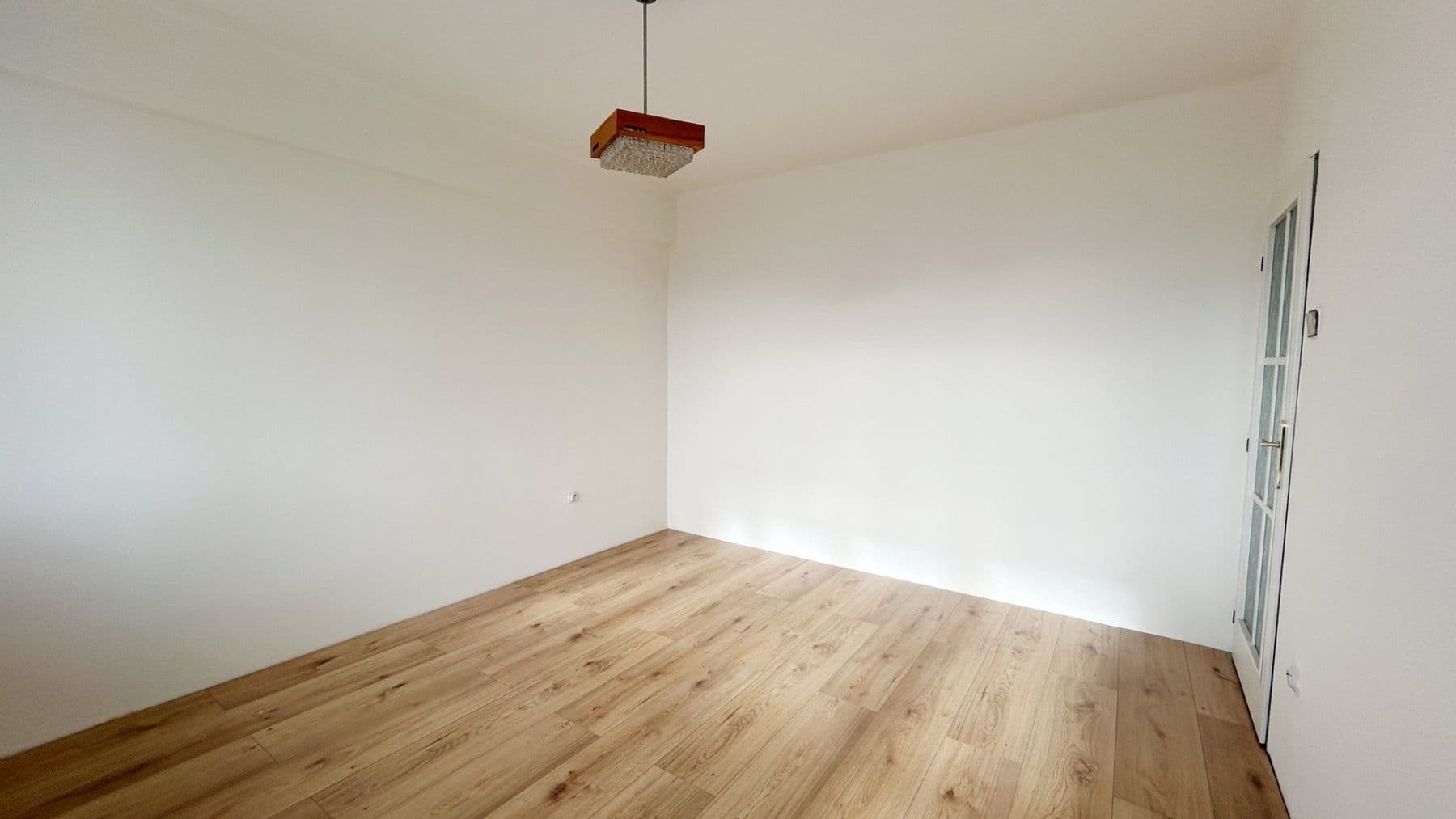 Prenájom bytu 2-izbový 53 m², Rimavské Soboty, Kolín, Středočeský kraj Prenájom bytu 2-izbový 53 m², Rimavské Soboty, Kolín, Středočeský kraj